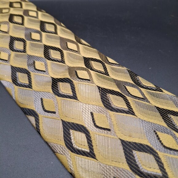 Fratelli Moda Italian Silk Tie Gold & Black Geometric Diamond Pattern - Picture 2 of 4